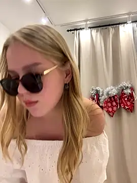 Little Forest ELF online show from December 14, 3:06 pm