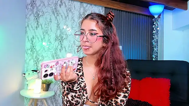 chloe blue online show from February 23, 2:57 pm