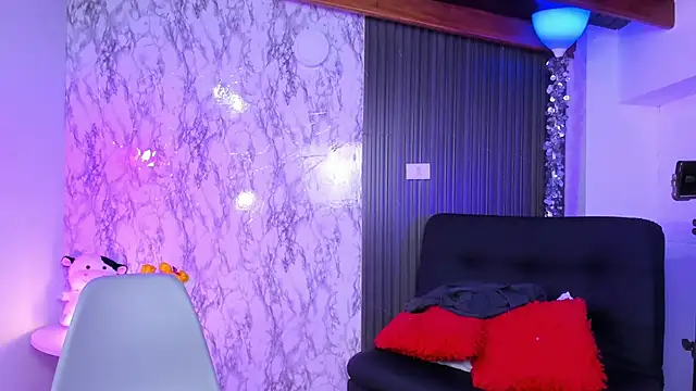 chloe blue online show from February 27, 11:41 am