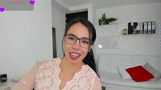 Snapshot of susana_monroy chatting on June 23, 8:51 pm susana monroy online show from June 23, 8:51 pm