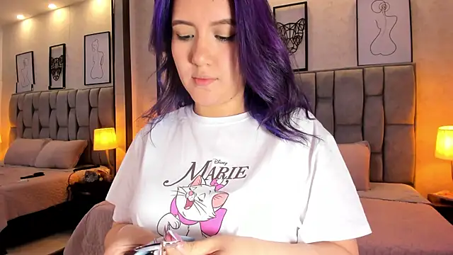 sweet--emily online show from January 5, 10:10 am