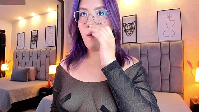 sweet--emily online show from January 18, 4:15 am