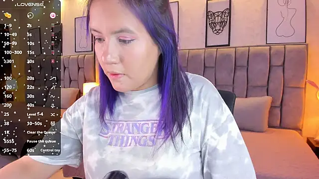 sweet--emily online show from January 25, 9:36 am