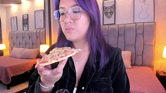 sweet--emily online show from January 28, 7:00 am