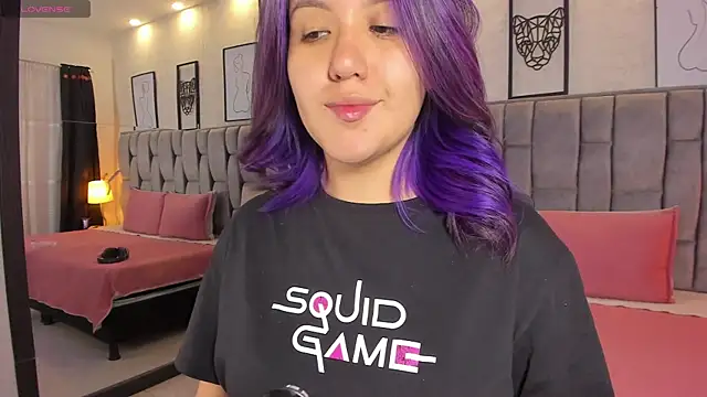 sweet--emily online show from February 18, 7:21 am