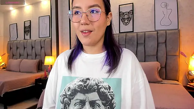 sweet--emily online show from March 5, 3:08 am