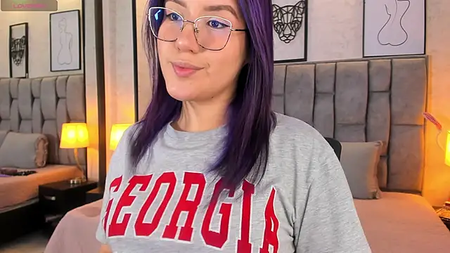 sweet--emily online show from March 12, 3:46 am