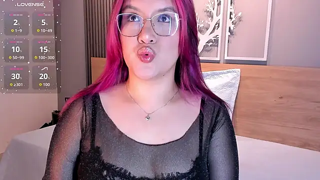 sweet--emily online show from December 20, 3:24 am