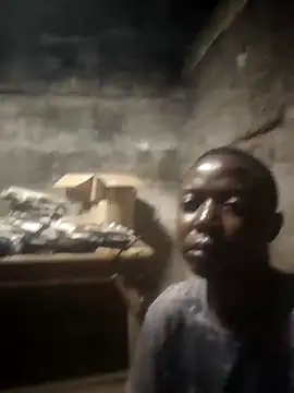 Snapshot of little__joy chatting on March 7, 3:51 am little  joy online show from March 7, 3:51 am