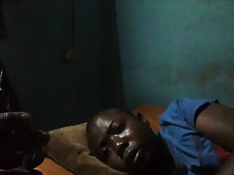 Snapshot of little__joy chatting on September 24, 12:25 am little  joy online show from September 24, 12:25 am