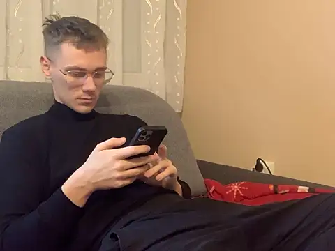 Honeeymaster online show from December 22, 11:29 am