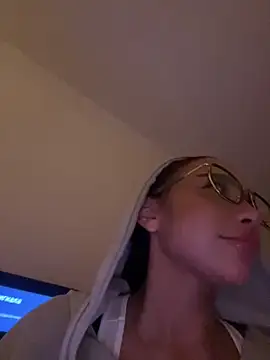 CardiSweetBaby online show from January 12, 1:00 am