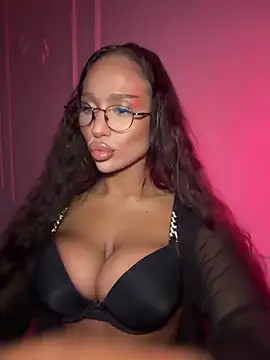 CardiSweetBaby online show from December 2, 6:14 pm