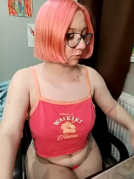 DeviJonson online show from December 21, 5:40 pm