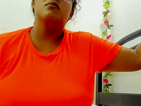 Kika teem online show from November 24, 11:26 pm