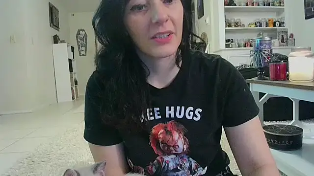 CrystalLakeXO online show from October 28, 6:17 am