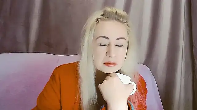 Olesya online show from December 18, 2:28 am