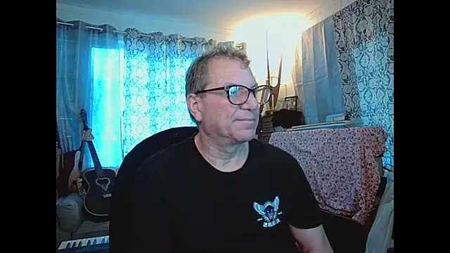 Snapshot of coryassman chatting on December 9, 11:03 pm coryassman online show from December 9, 11:03 pm
