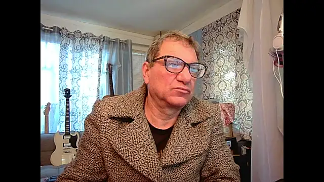 Snapshot of coryassman chatting on January 17, 9:39 pm coryassman online show from January 17, 9:39 pm