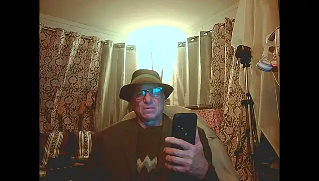 coryassman online show from February 25, 12:26 pm