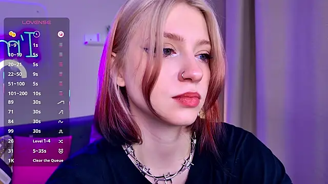 arielabradberry online show from November 24, 2:50 pm