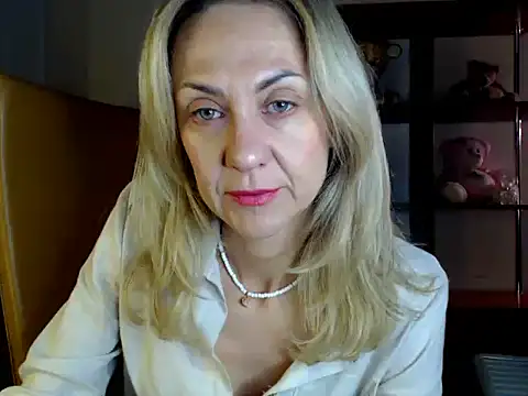 Snapshot of Tanya6547 chatting on December 2, 7:58 am Tanya6547 online show from December 2, 7:58 am