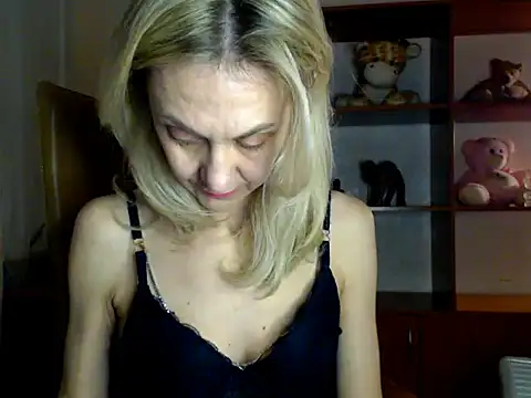 Snapshot of Tanya6547 chatting on December 25, 1:51 pm Tanya6547 online show from December 25, 1:51 pm