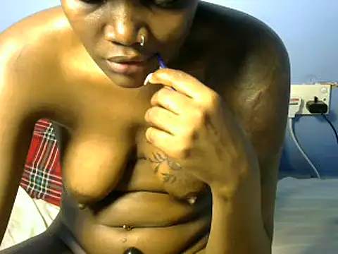 Snapshot of shishbabe chatting on March 9, 11:47 am shishbabe online show from March 9, 11:47 am