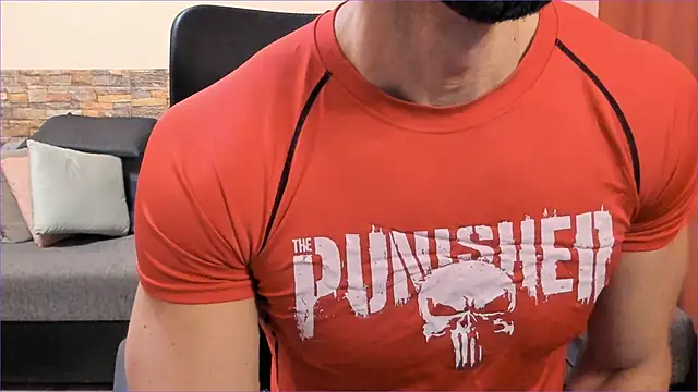 HotHunkTrainer online show from November 16, 8:42 am