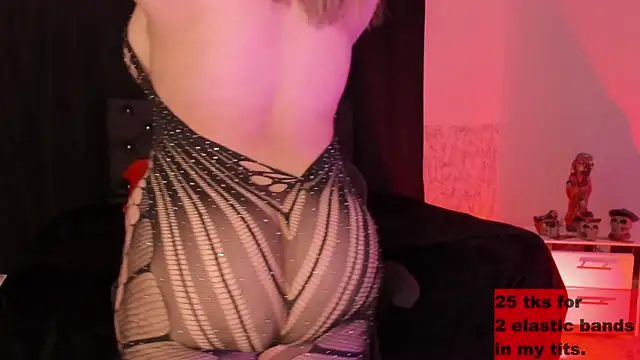 Foxy Slave online show from February 11, 10:15 pm