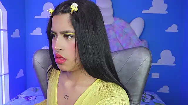 miss romyna online show from November 26, 11:00 am