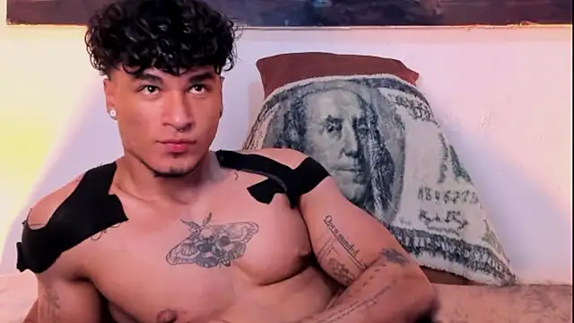 Thomas Fit1 online show from February 5, 2:29 am