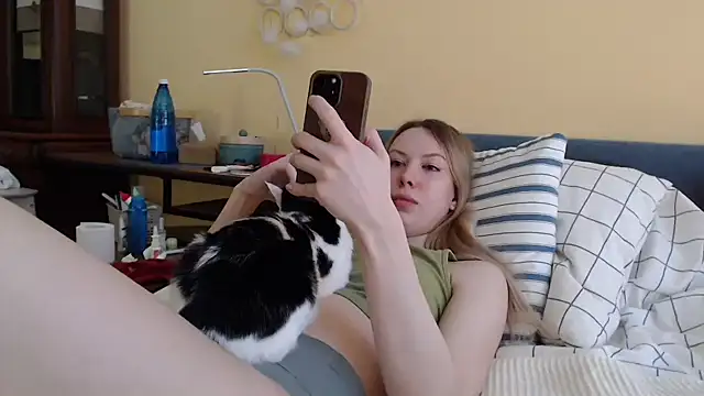 Scarlettford online show from February 21, 2:06 pm