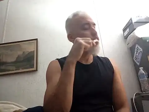 Xoc8  online show from October 6, 4:32 am