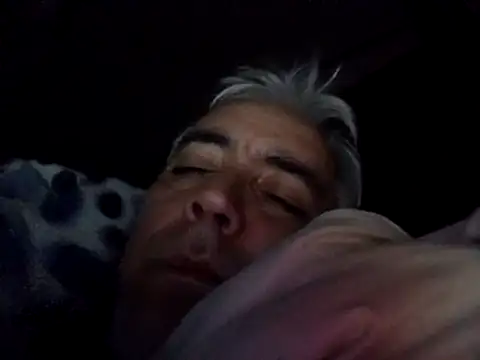 Xoc8  online show from November 9, 1:31 pm