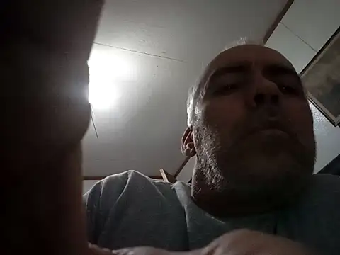 Xoc8  online show from January 7, 6:32 pm