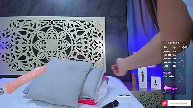 AnthonelaDuque online show from January 23, 2:39 pm