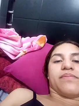 AnthonelaDuque online show from February 12, 2:45 am