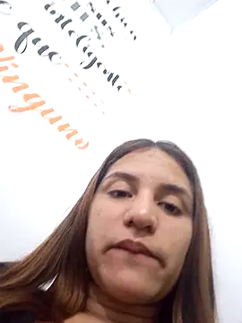 AnthonelaDuque online show from March 6, 7:43 pm