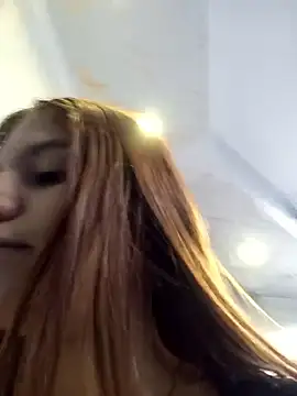 Snapshot of AnthonelaDuque chatting on January 18, 2:21 pm AnthonelaDuque online show from January 18, 2:21 pm