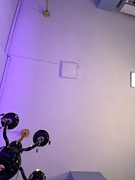 Snapshot of AnthonelaDuque chatting on February 18, 12:12 pm AnthonelaDuque online show from February 18, 12:12 pm