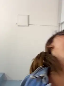 Snapshot of AnthonelaDuque chatting on February 20, 11:43 am AnthonelaDuque online show from February 20, 11:43 am