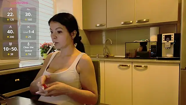 alisoncassie online show from March 25, 5:46 am