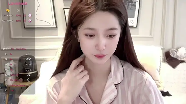 Snapshot of UU-1314 chatting on February 16, 3:35 am UU-1314 online show from February 16, 3:35 am