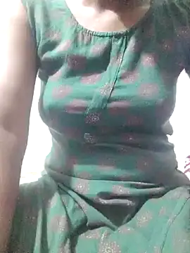 Snapshot of rituporna2004 chatting on December 11, 3:35 am rituporna2004 online show from December 11, 3:35 am