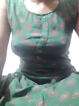 Snapshot of rituporna2004 chatting on January 15, 2:24 pm rituporna2004 online show from January 15, 2:24 pm