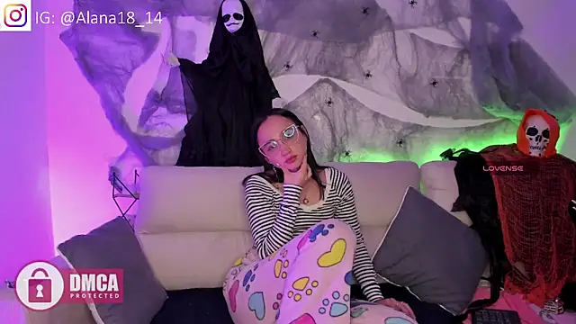 Alana Pherson online show from October 5, 8:23 am