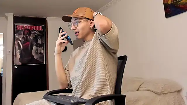 a lejandro 0 8 online show from December 25, 12:48 am