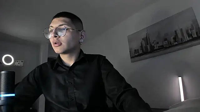 a lejandro 0 8 online show from March 15, 12:47 am