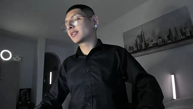 a lejandro 0 8 online show from March 15, 3:51 am